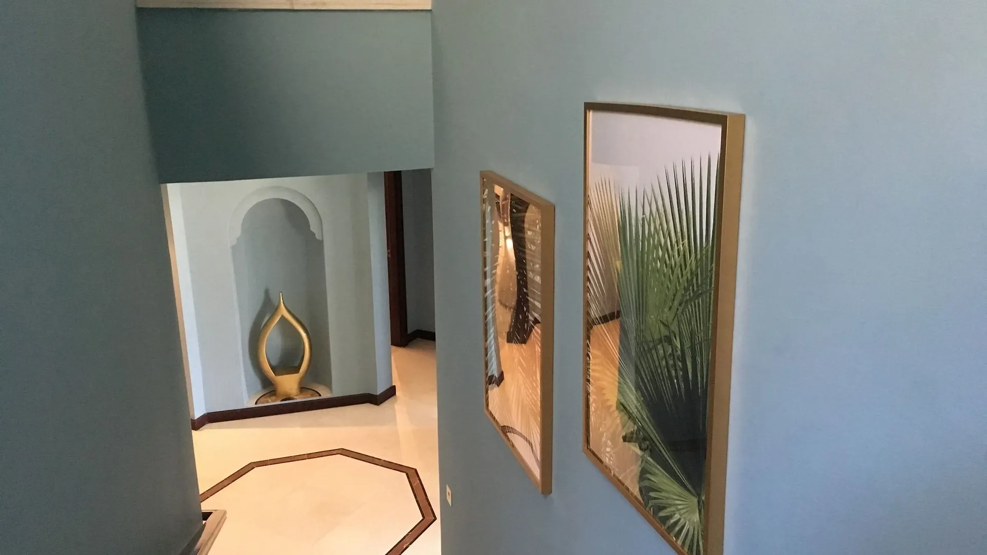 Dream Inn Dubai - Signature Villa Hotel